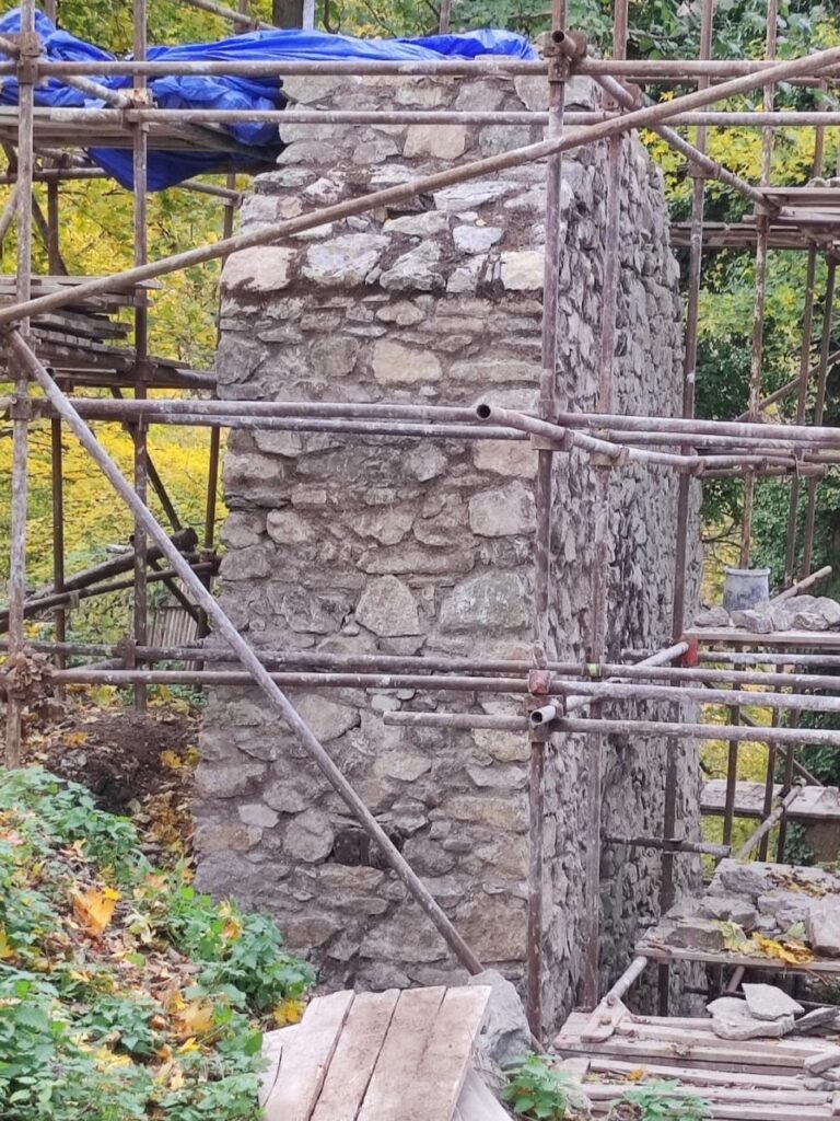 Západný mostný pilier po oprave