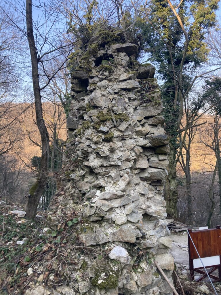 Západný mostný pilier pred opravou